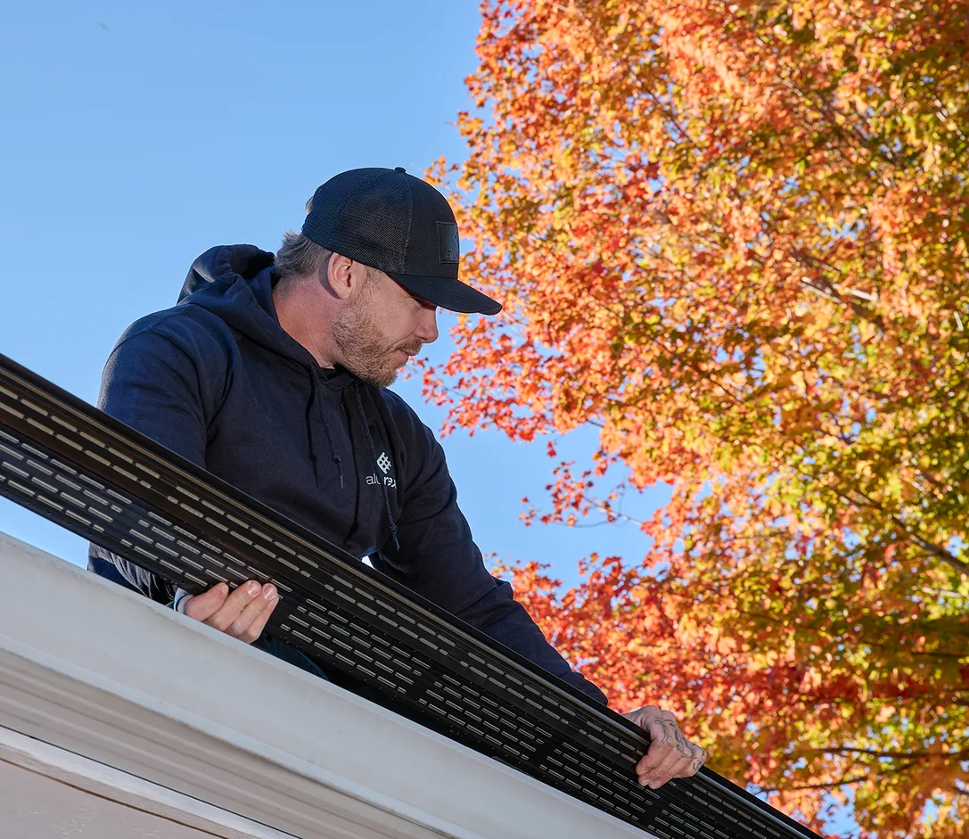 Installation de gouttières adaptée à votre maison par notre équipe locale